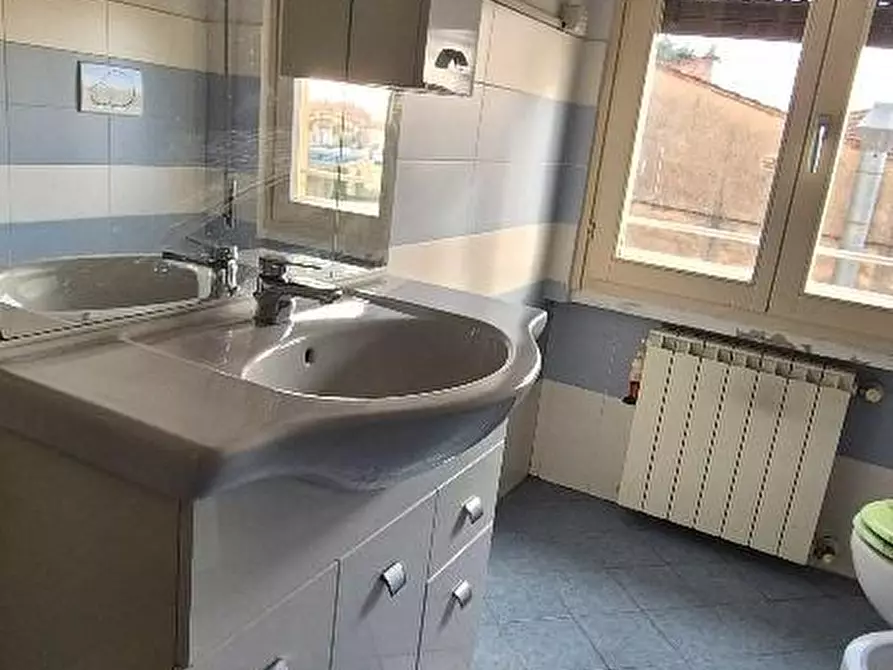 Immagine 20 di Appartamento in vendita  a Cascina