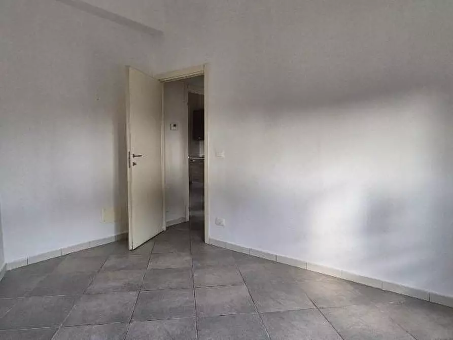 Immagine 18 di Appartamento in vendita  a Cascina