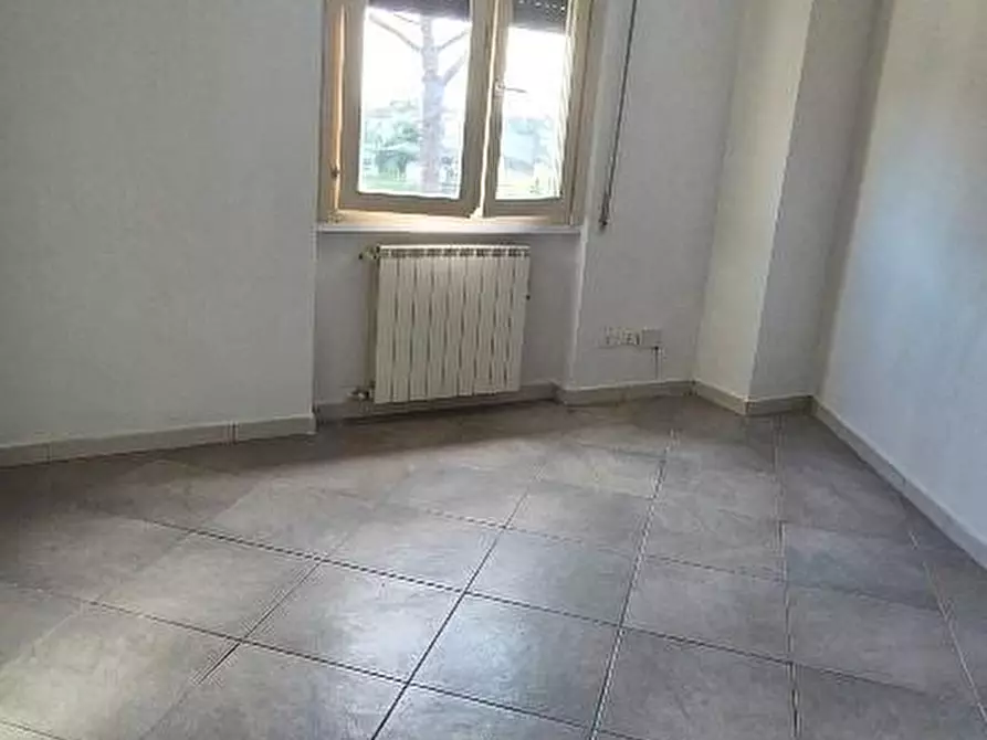 Immagine 17 di Appartamento in vendita  a Cascina