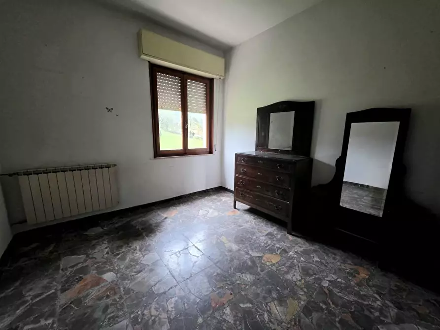 Immagine 11 di Villa in vendita  a San Miniato