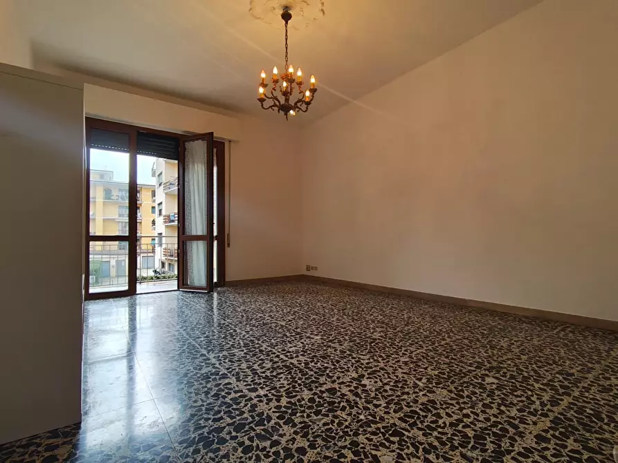 Immagine 6 di Appartamento in vendita  a Lucca