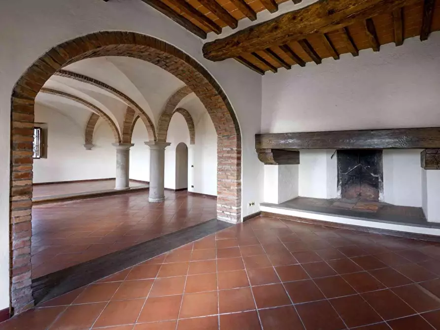 Immagine 13 di Villa in vendita  a Scarperia E San Piero