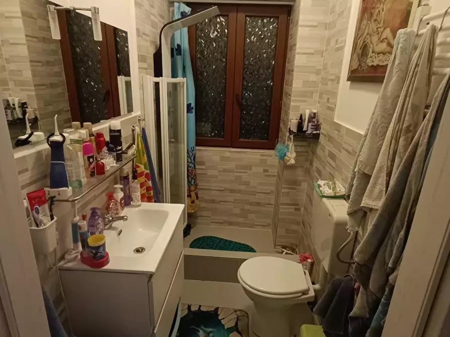 Immagine 10 di Porzione di casa in vendita  a Carrara