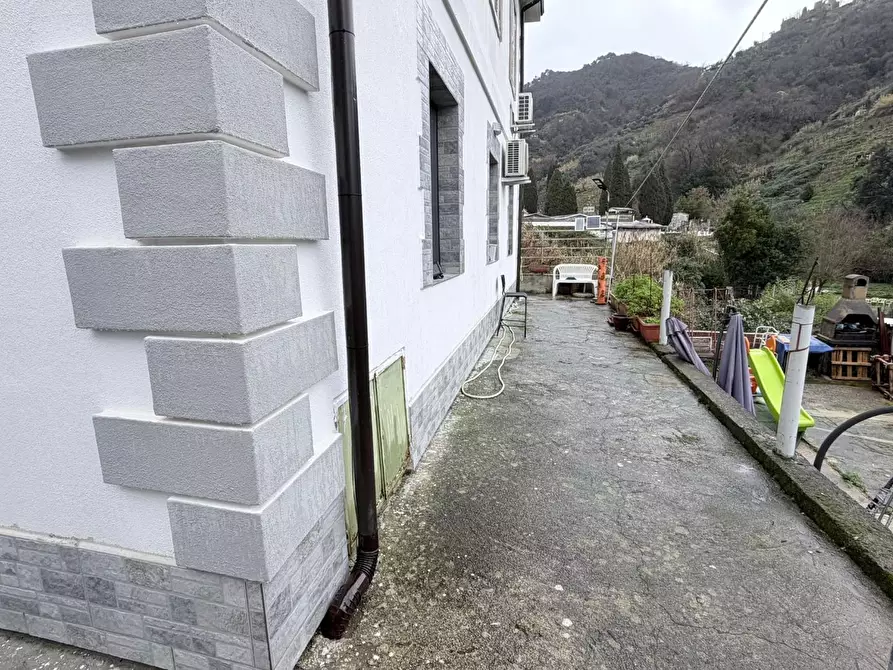 Immagine 24 di Porzione di casa in vendita  a Carrara
