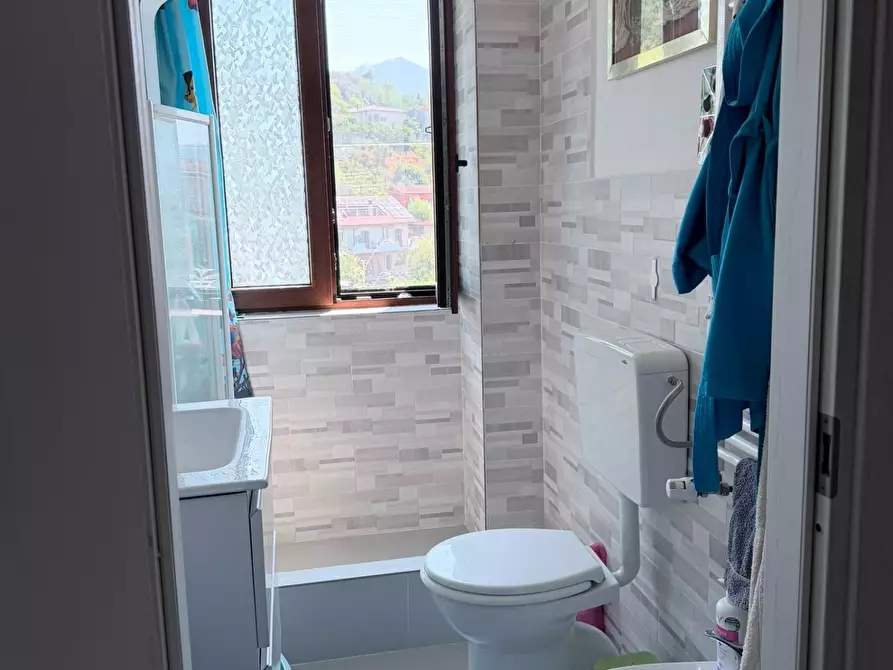 Immagine 24 di Porzione di casa in vendita  a Carrara
