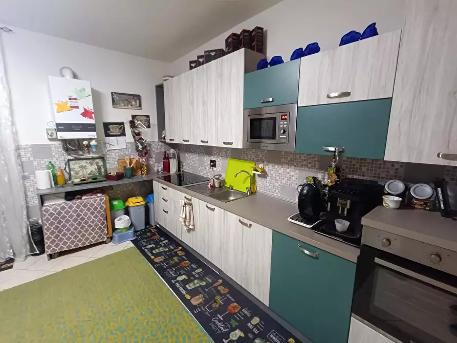 Immagine 4 di Porzione di casa in vendita  a Carrara