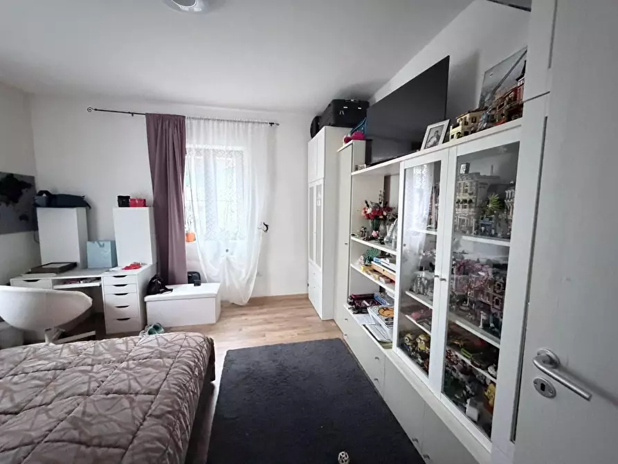 Immagine 12 di Porzione di casa in vendita  a Carrara