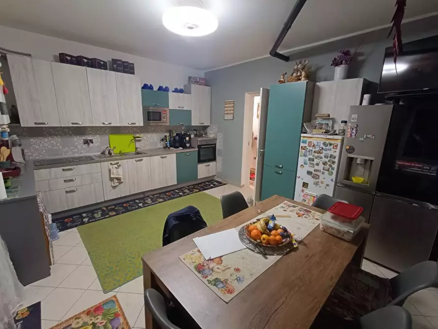 Immagine 1 di Porzione di casa in vendita  a Carrara