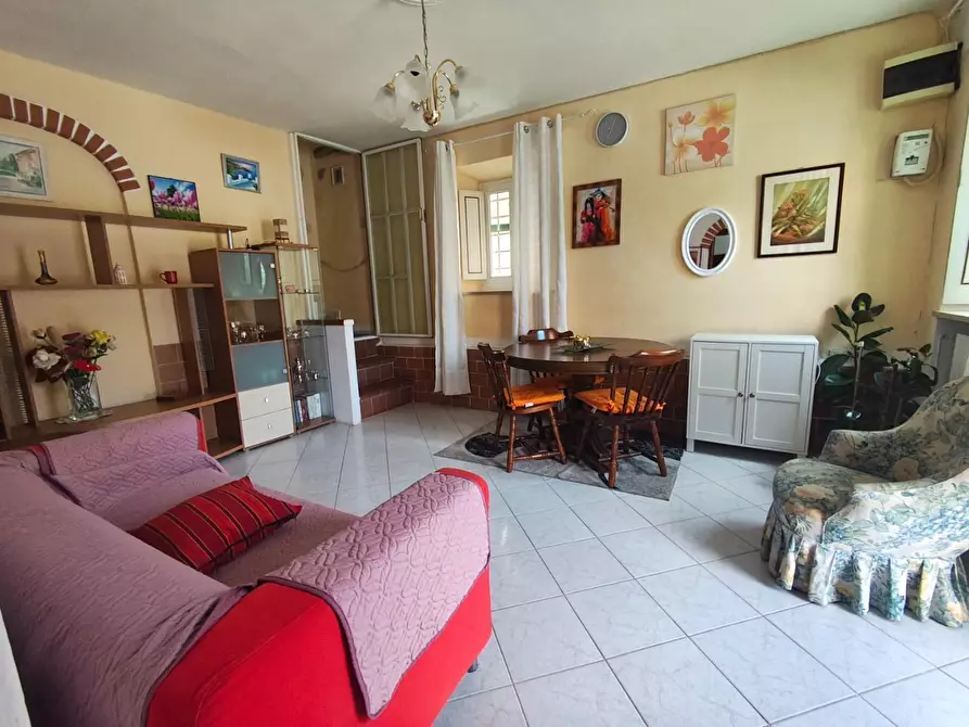 Immagine 18 di Terratetto in vendita  a Lucca