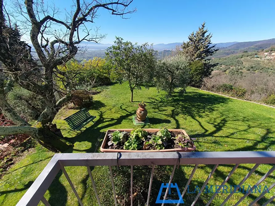 Immagine 4 di Casa indipendente in vendita  a Larciano