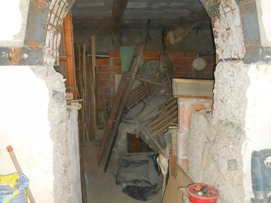 Immagine 35 di Villa in vendita  a Fosdinovo