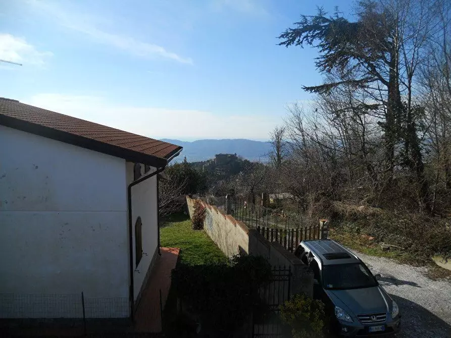 Immagine 39 di Villa in vendita  a Fosdinovo