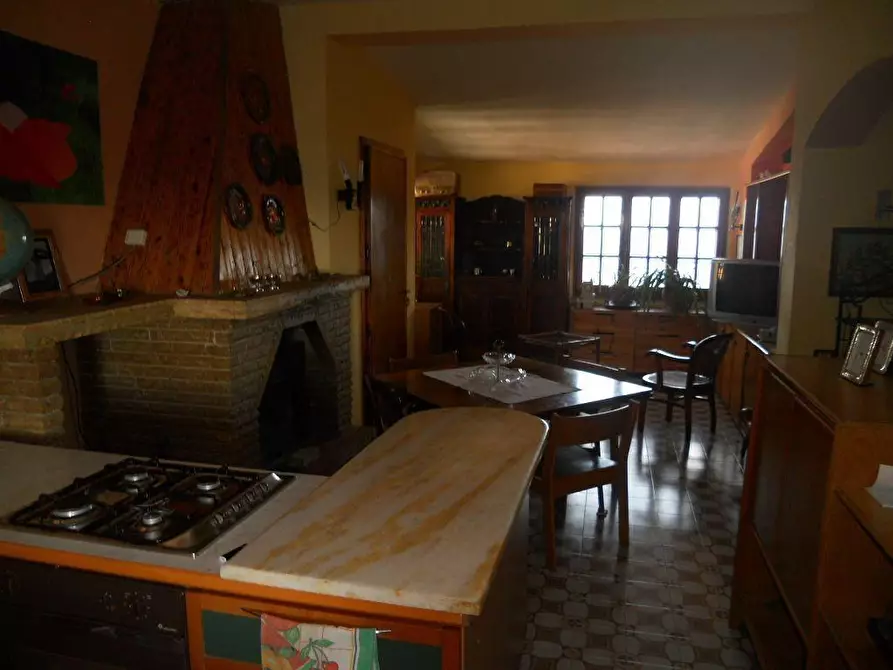 Immagine 9 di Villa in vendita  a Fosdinovo