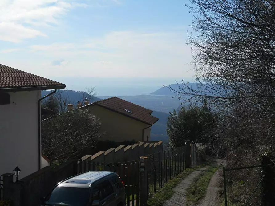 Immagine 31 di Villa in vendita  a Fosdinovo