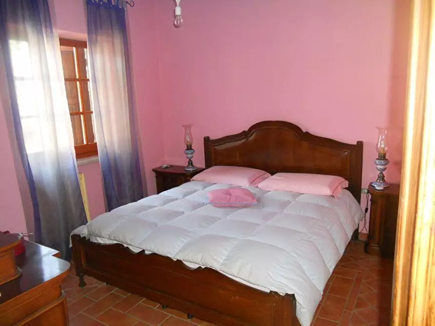 Immagine 16 di Villa in vendita  a Fosdinovo