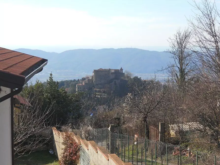 Immagine 38 di Villa in vendita  a Fosdinovo