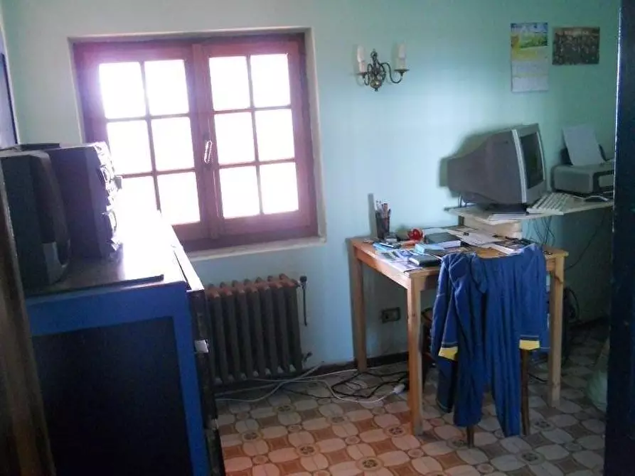 Immagine 21 di Villa in vendita  a Fosdinovo