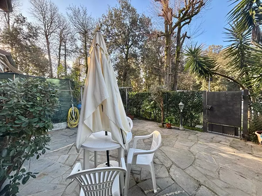Immagine 4 di Villetta a schiera in vendita  a Forte Dei Marmi