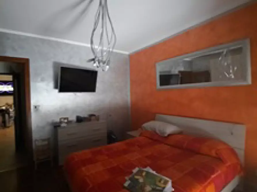 Immagine 11 di Appartamento in vendita  a Torino