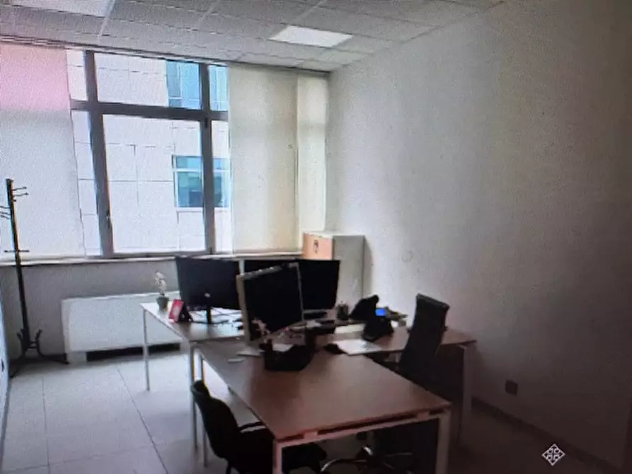 Immagine 5 di Ufficio in vendita  a Torino