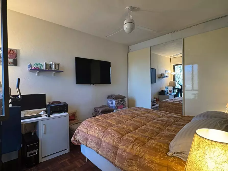 Immagine 25 di Appartamento in vendita  a Viareggio