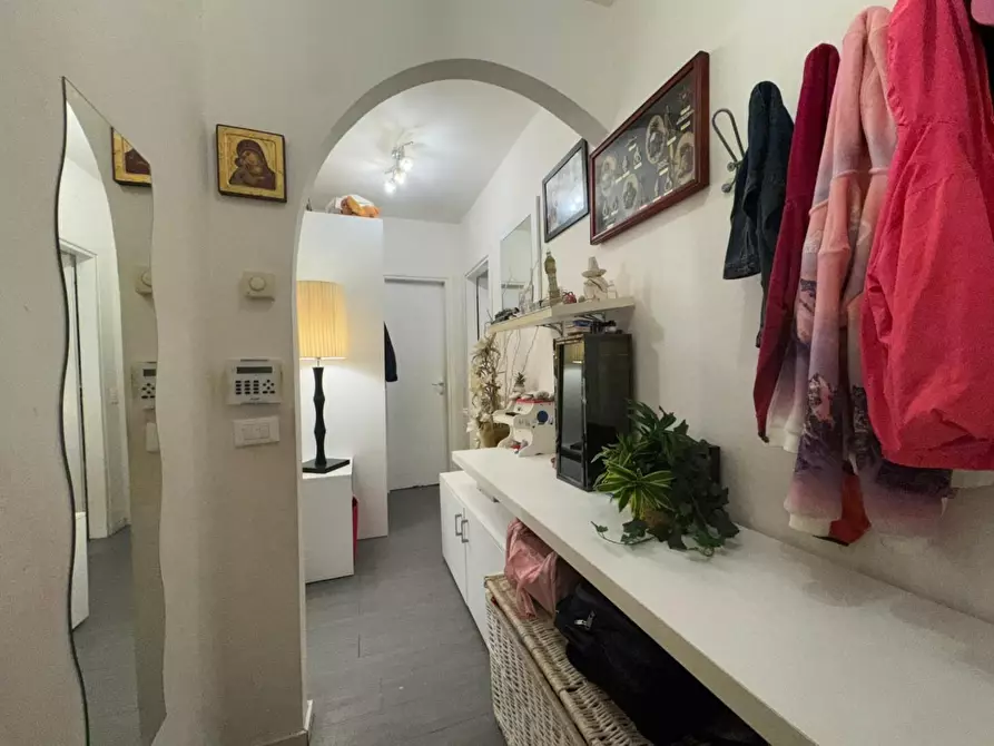 Immagine 8 di Appartamento in vendita  a Viareggio