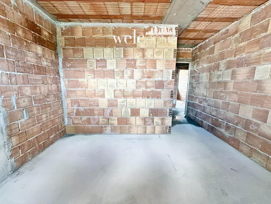 Immagine 34 di Appartamento in vendita  a Campi Bisenzio