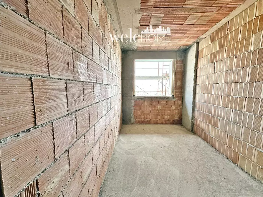 Immagine 12 di Appartamento in vendita  a Campi Bisenzio