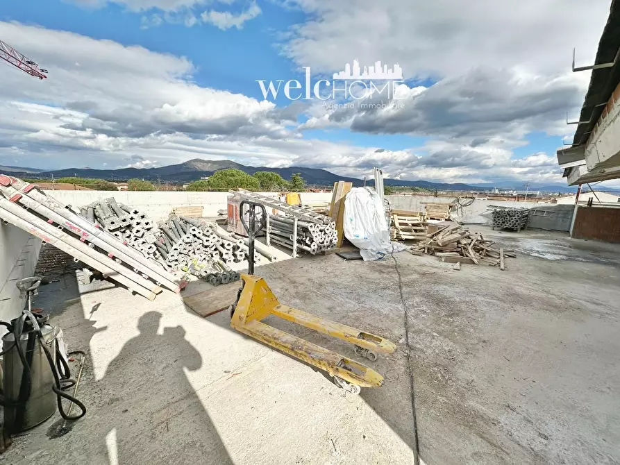 Immagine 16 di Appartamento in vendita  a Campi Bisenzio