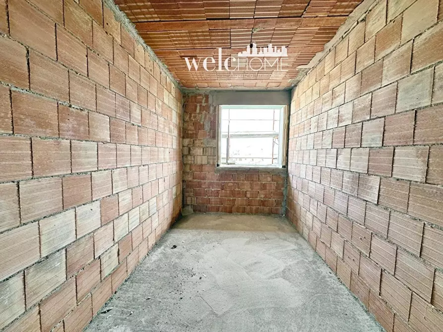 Immagine 27 di Appartamento in vendita  a Campi Bisenzio