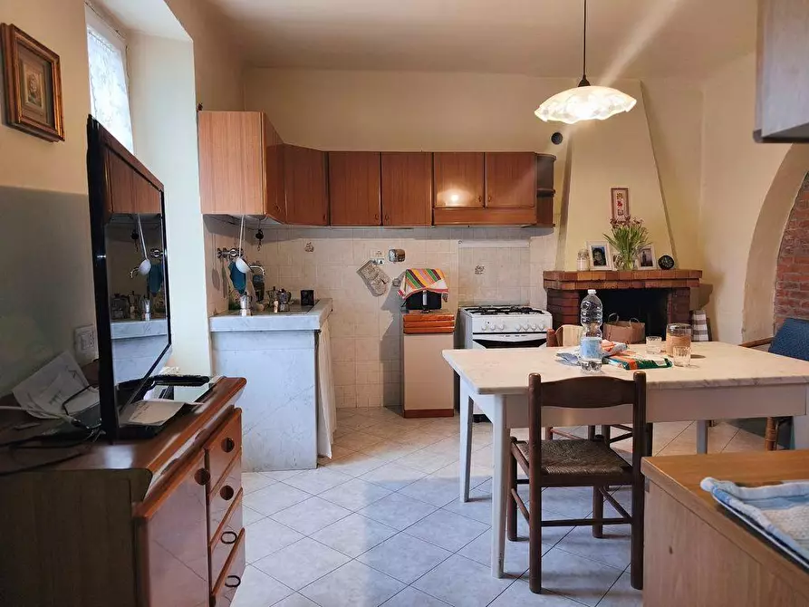 Immagine 3 di Casa semindipendente in vendita  a Castelnuovo Magra