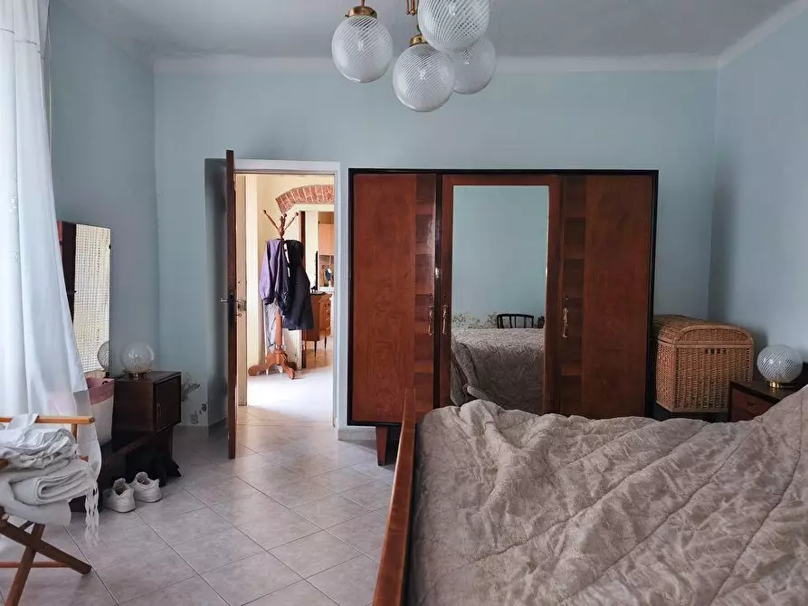 Immagine 12 di Casa semindipendente in vendita  a Castelnuovo Magra