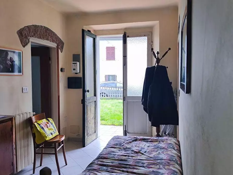 Immagine 15 di Casa semindipendente in vendita  a Castelnuovo Magra