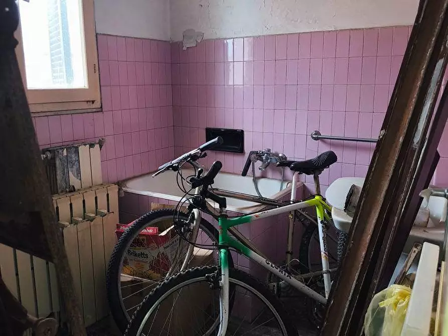 Immagine 27 di Casa semindipendente in vendita  a Castelnuovo Magra