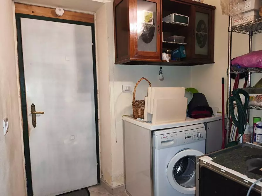 Immagine 14 di Casa semindipendente in vendita  a Castelnuovo Magra