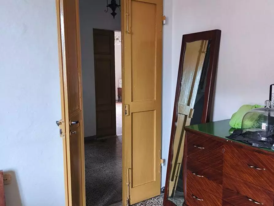 Immagine 25 di Casa semindipendente in vendita  a Castelnuovo Magra