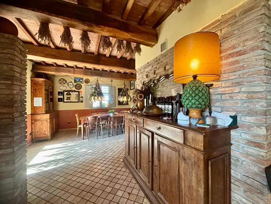 Immagine 27 di Villa in vendita  a San Miniato