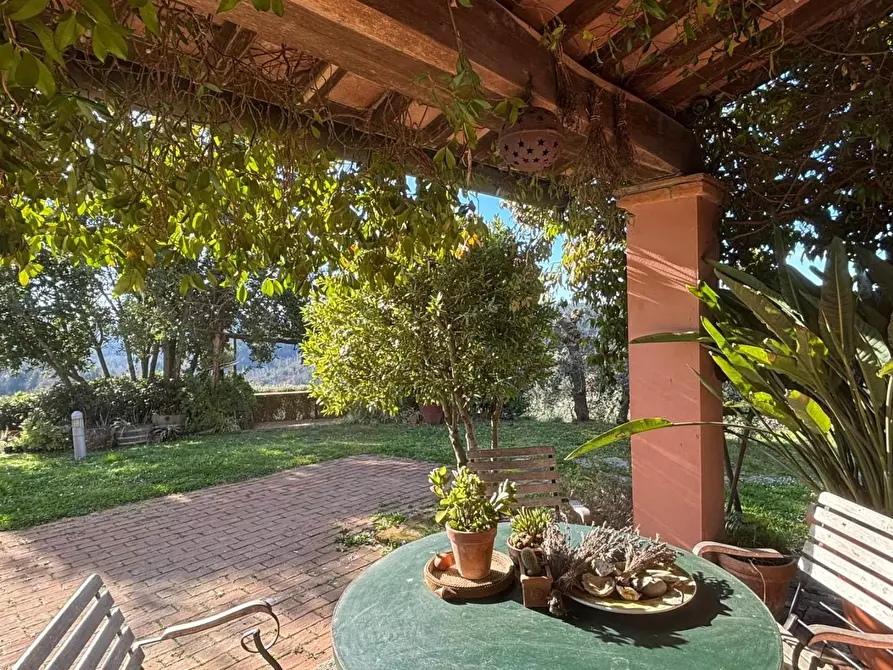 Immagine 8 di Villa in vendita  a San Miniato