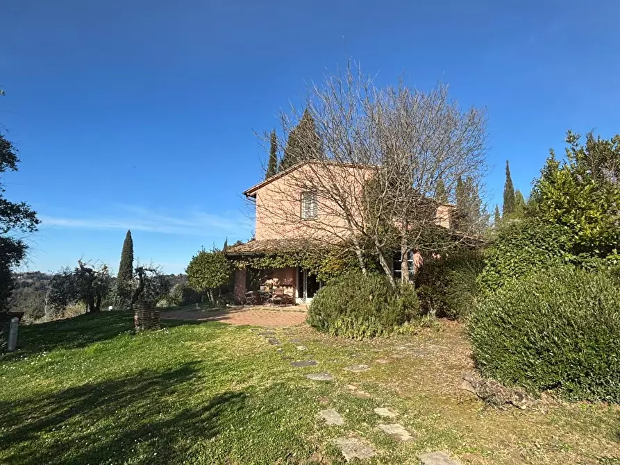 Immagine 2 di Villa in vendita  a San Miniato