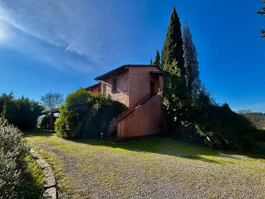 Immagine 4 di Villa in vendita  a San Miniato