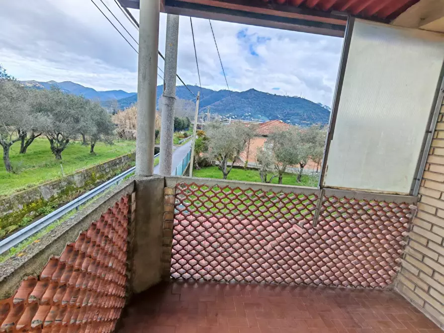 Immagine 7 di Terratetto in vendita  a Carrara