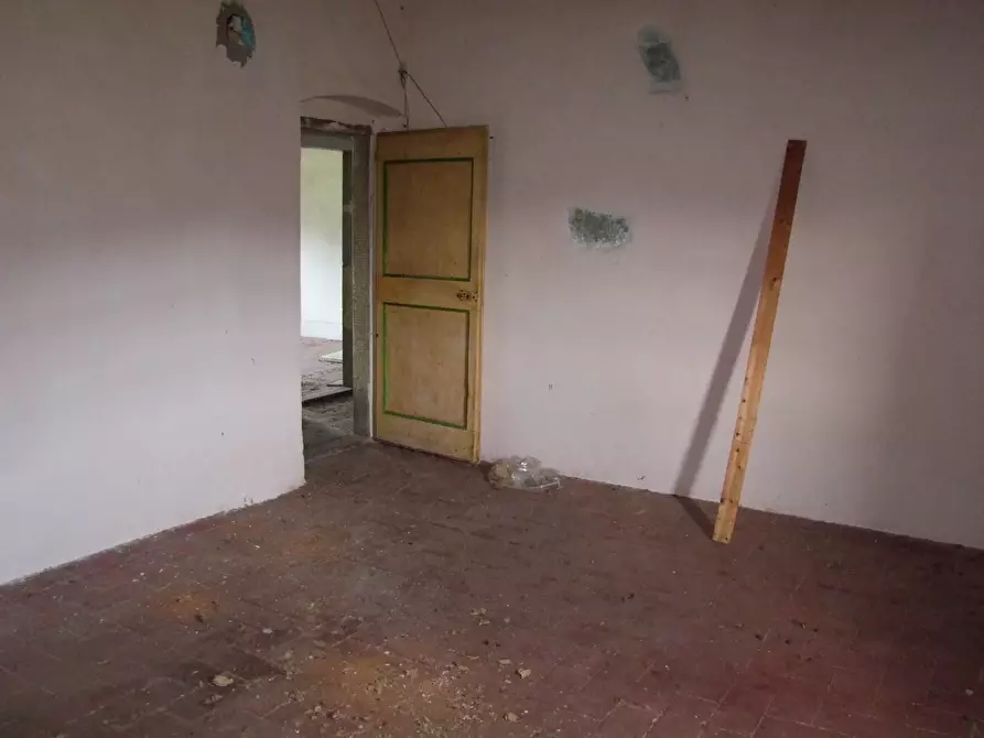 Immagine 20 di Casa colonica in vendita  a Dicomano