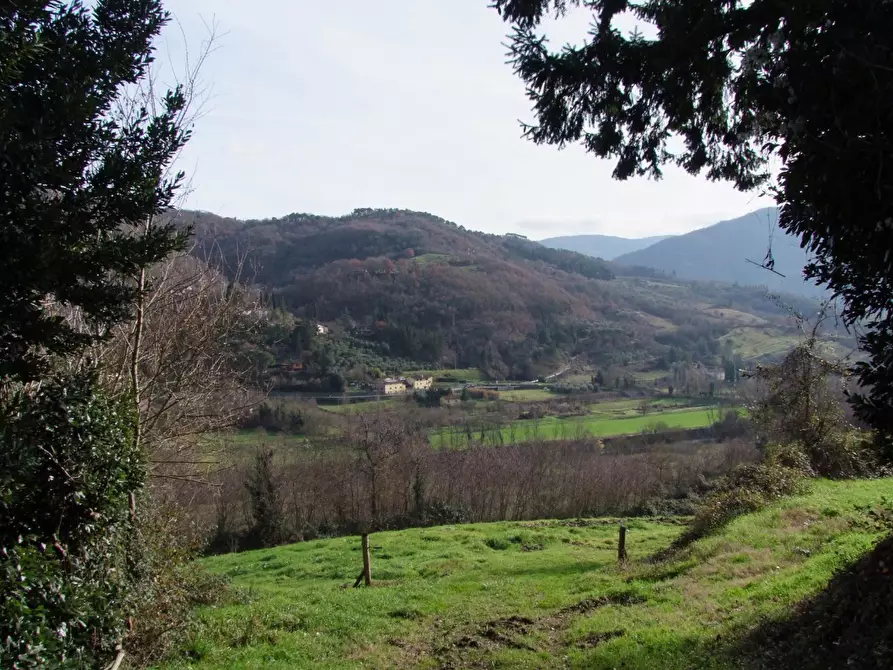 Immagine 8 di Casa colonica in vendita  a Dicomano