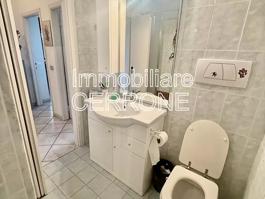 Immagine 18 di Appartamento in vendita  a Cecina