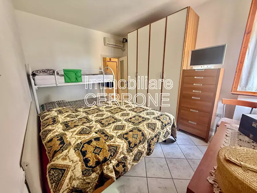 Immagine 13 di Appartamento in vendita  a Cecina