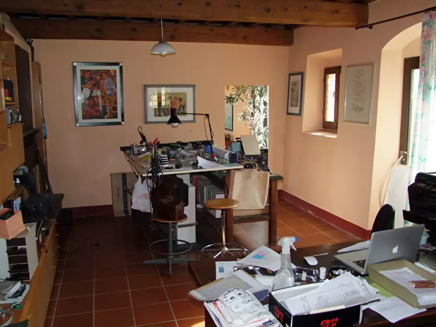 Immagine 14 di Casa colonica in vendita  a Bagno A Ripoli