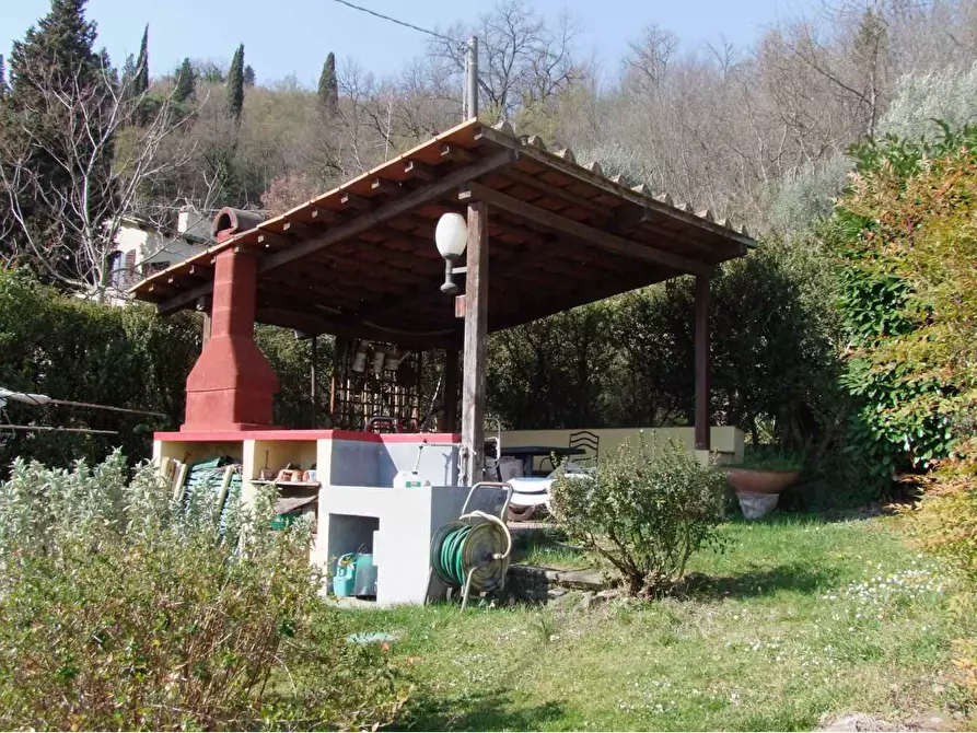 Immagine 4 di Casa colonica in vendita  a Bagno A Ripoli