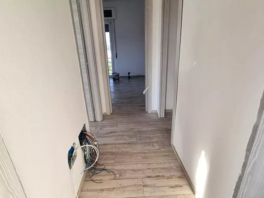 Immagine 5 di Appartamento in vendita  a Viareggio