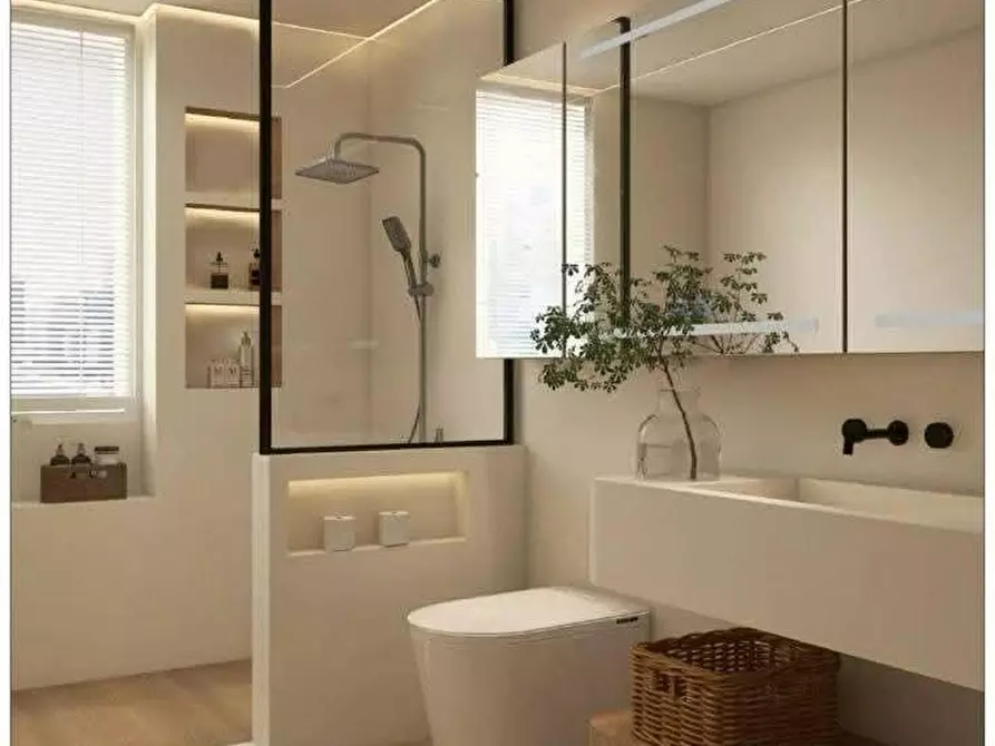 Immagine 3 di Appartamento in vendita  a Lucca