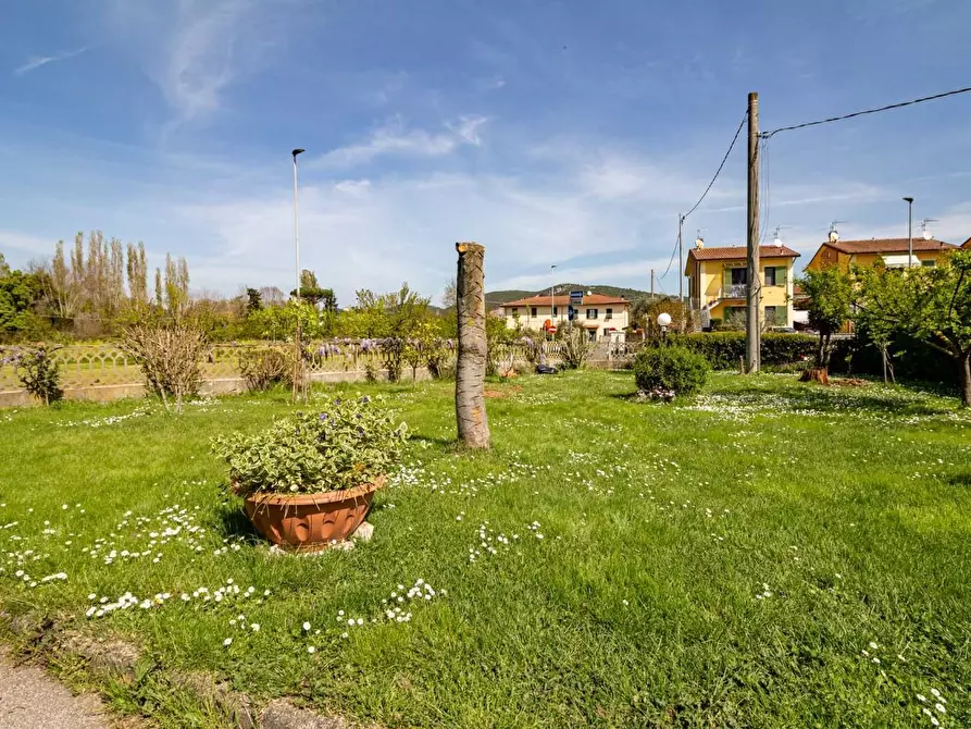 Immagine 21 di Appartamento in vendita  a San Giuliano Terme